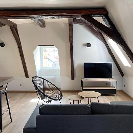 Appartement Vue Sur La Cathedrale - Au Coeur De Bourges Extérieur photo